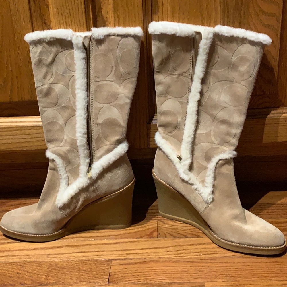Tan coach wedge boots with fur trim, size 9 1/2